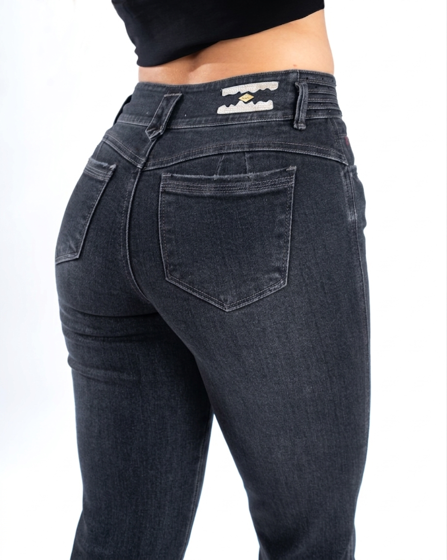Pantalón Mom Dakota - Zuari