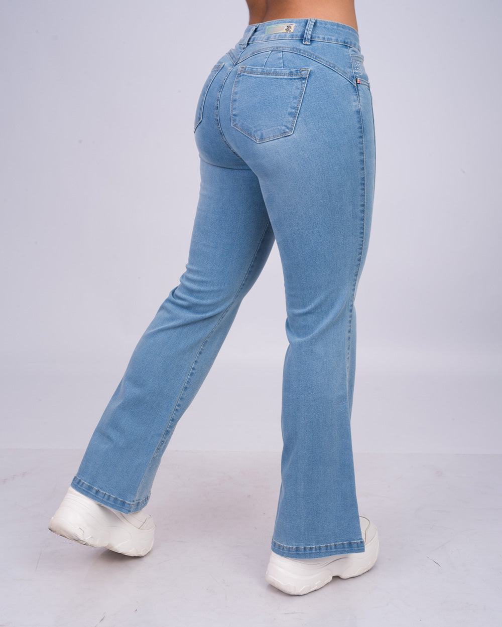 Pantalón Flare Nayla - Zuari