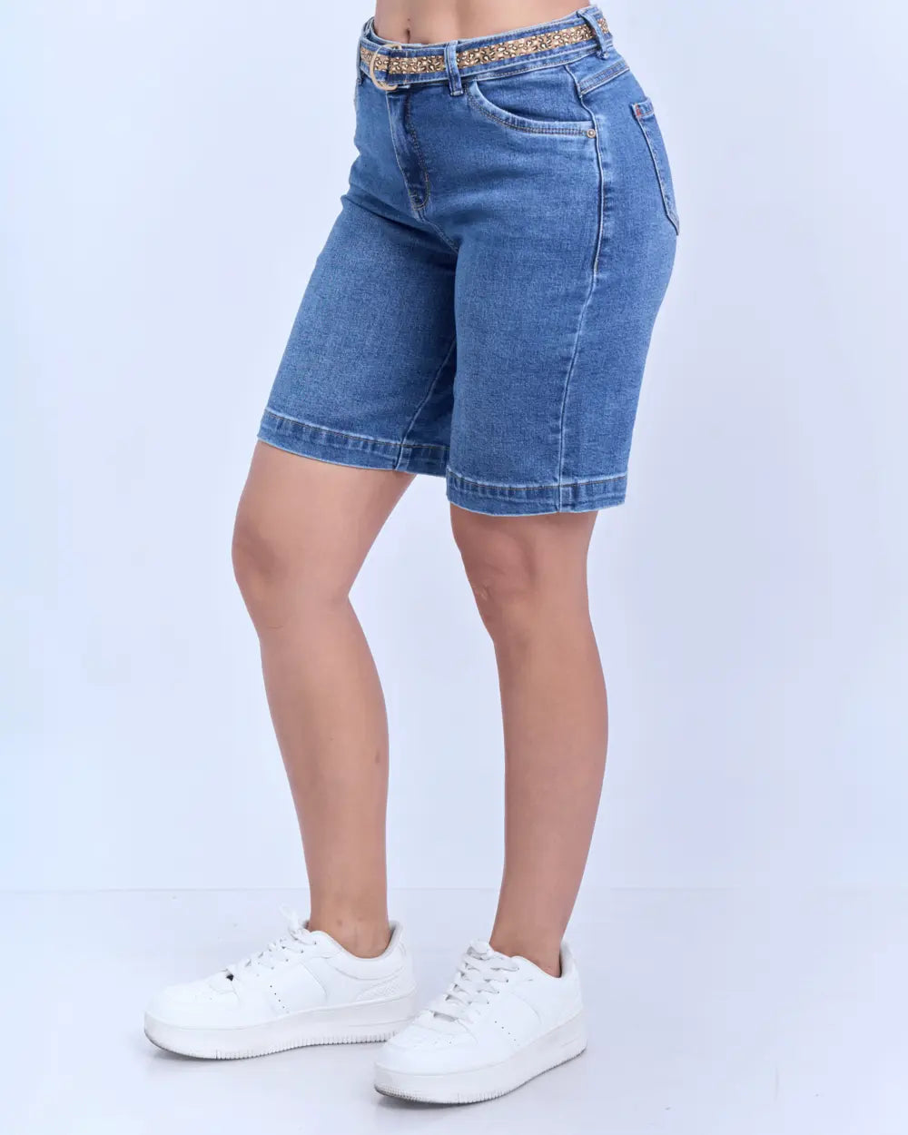 Short Ornella