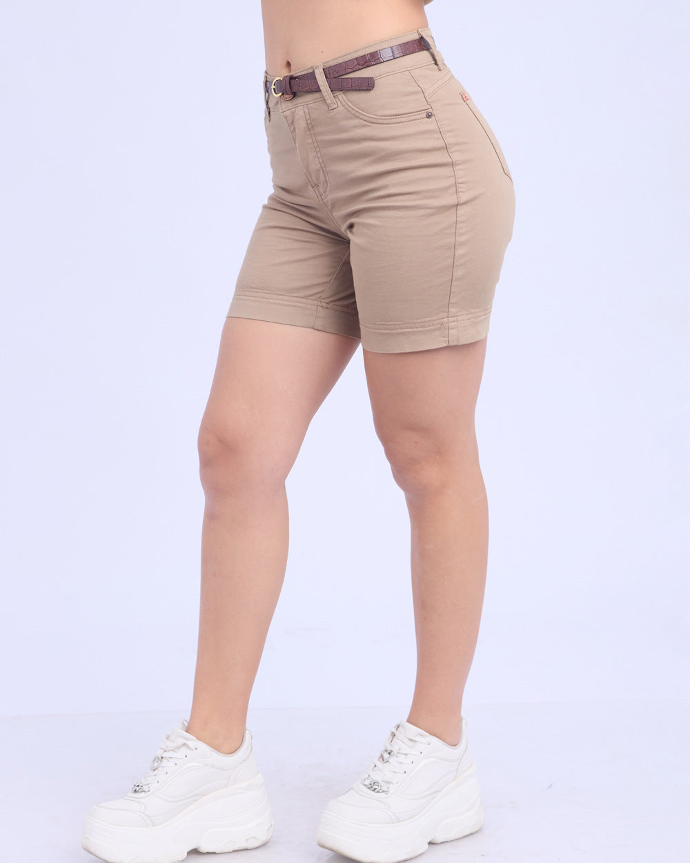 Short Arelis