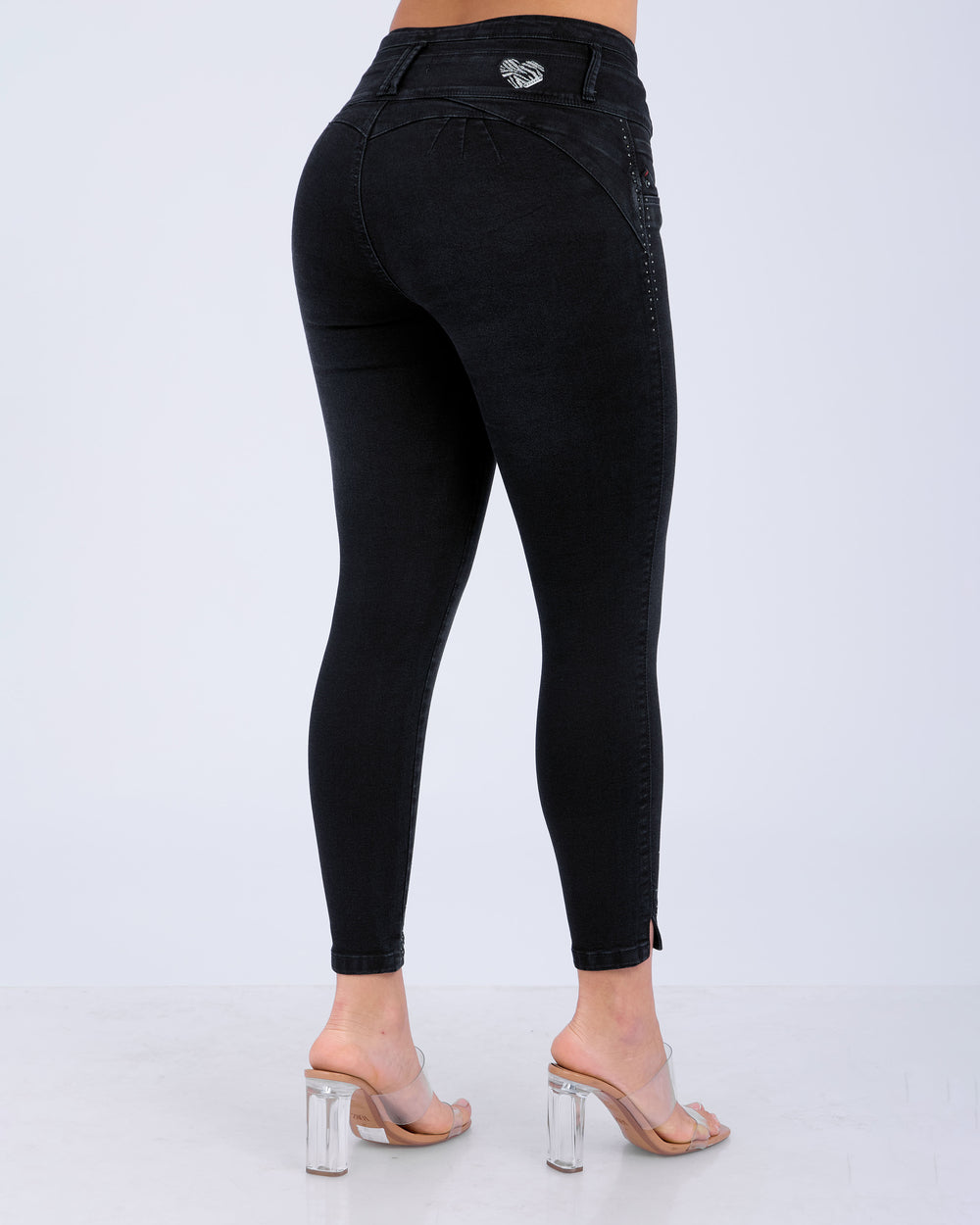 Pantalón Tobillero Kaira - Zuari
