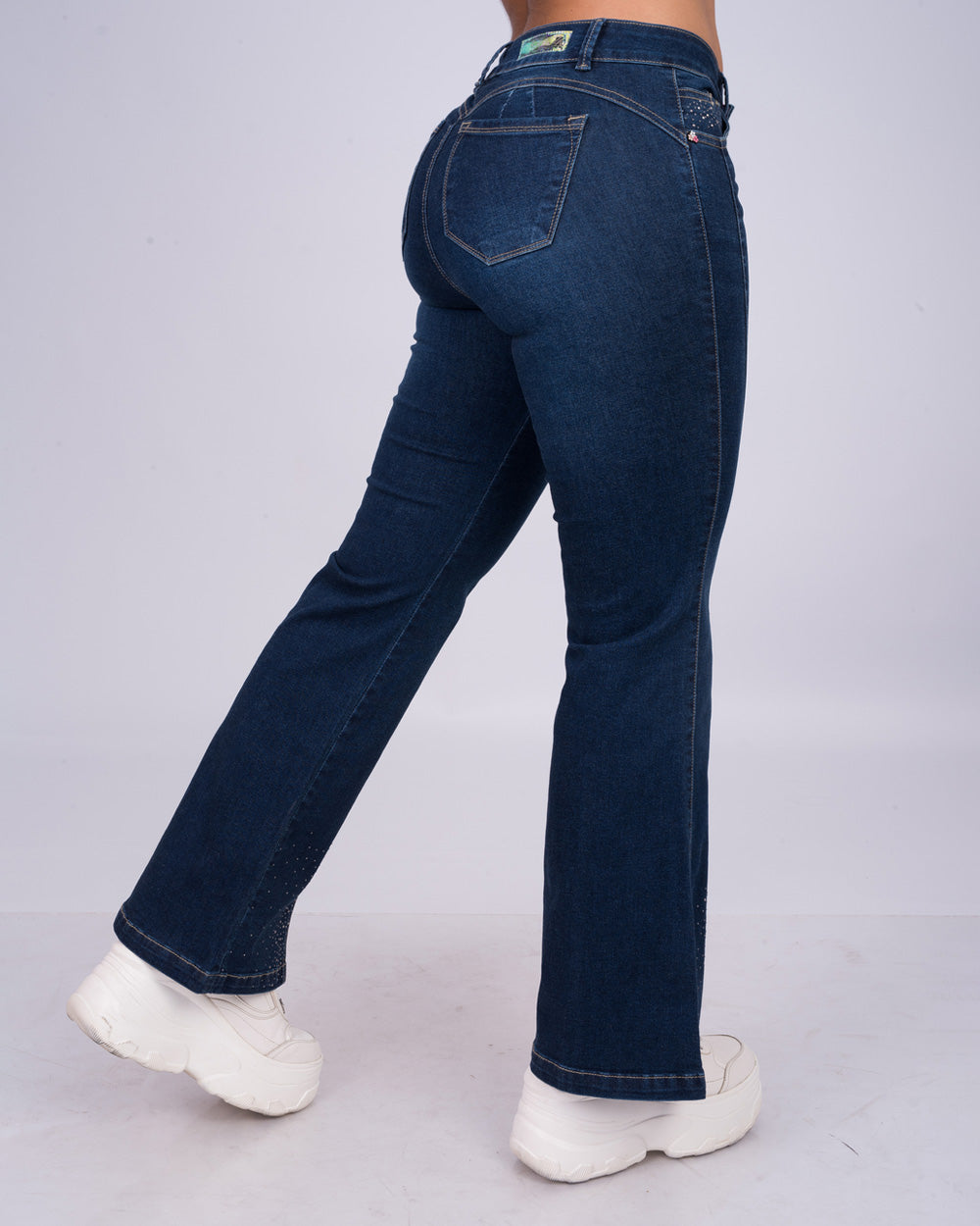 Pantalón Flare Nayla - Zuari