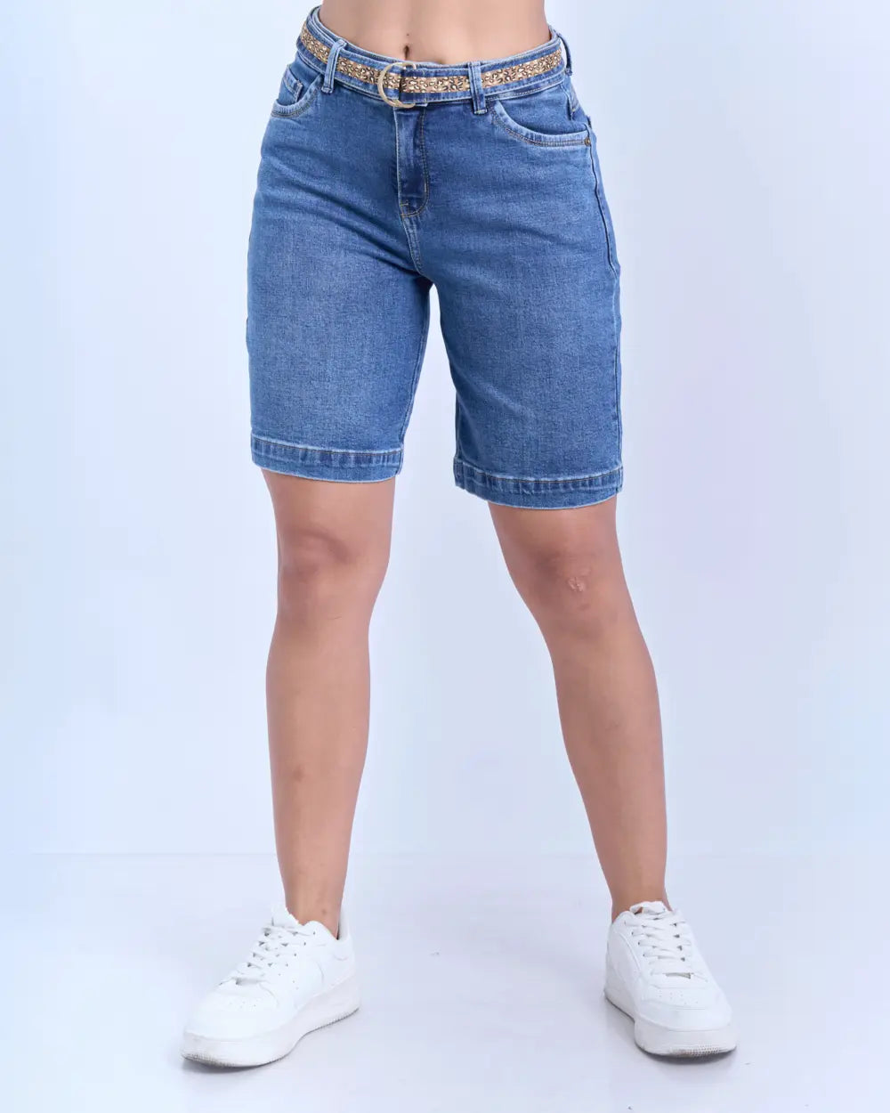 Short Ornella